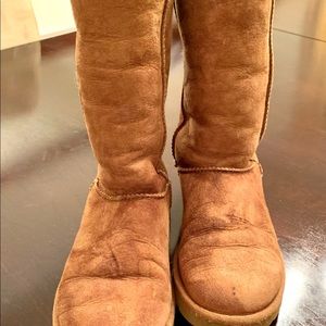 UGG Boots Womens Tall Chestnut Size 7 EUC